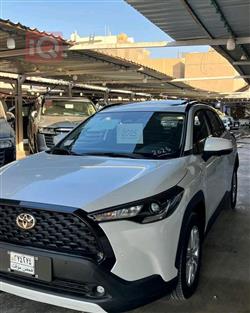 تۆیۆتا کۆرۆلا کرۆس